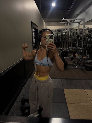 Samantha Van Lieu leaked photo #18