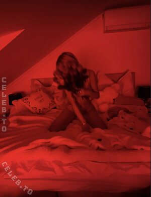 Samantra Nude Leaked Photo #100