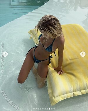 Samantra leaked photo #1065