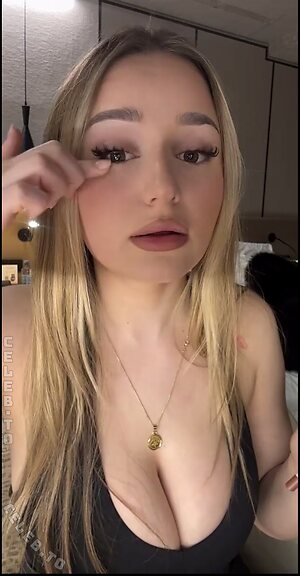 samaraaim Nude Leaked Photo #19