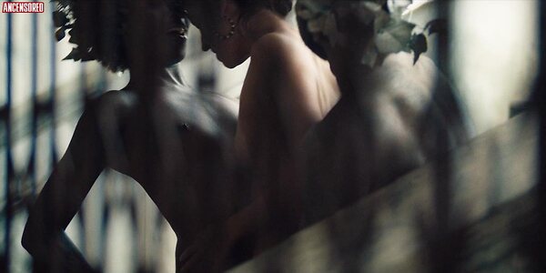 Samira Carvalho leaked photo #15