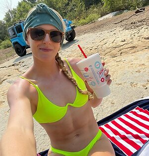 Sandi Morris leaked photo #18