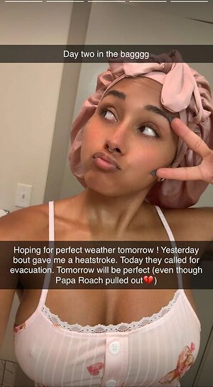 Sandi Rollen leaked photo #4