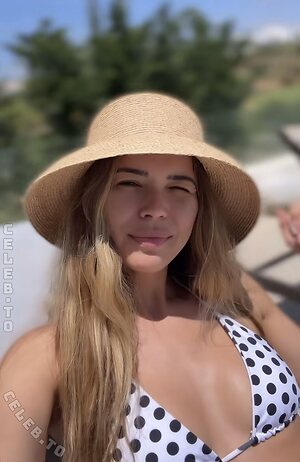 Sandra Kubicka Nude Leaked Photo #2