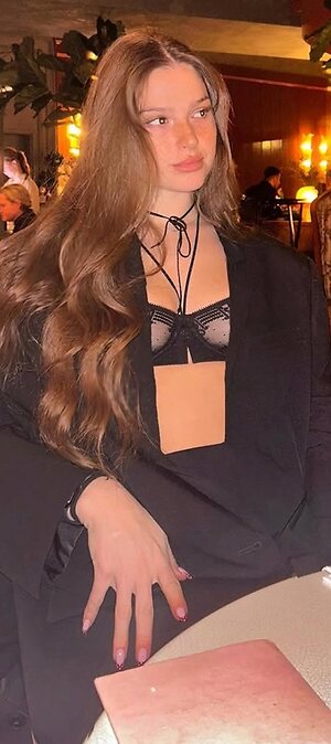 Sanne Passarella leaked photo #5