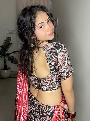 Santoor Mom Rachna leaked photo #2
