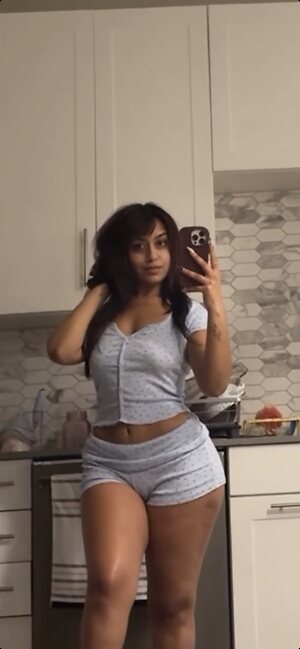 Sanu.xo leaked photo #5