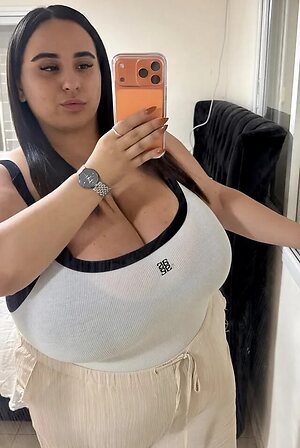 Sara B Israeli Nude Leaked Photo #2