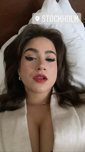 Sara B Nude Leaked Photo #17