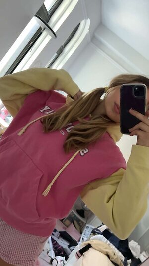 Sara Dobrik leaked photo #35