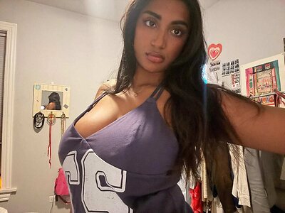 Sara Kolli leaked photo #3