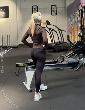 Sara Magdalena Zimmer leaked photo #17