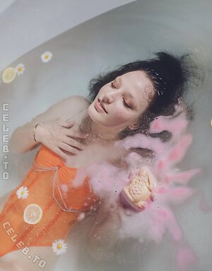 Sara Meier leaked photo #36