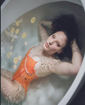 Sara Meier leaked photo #37