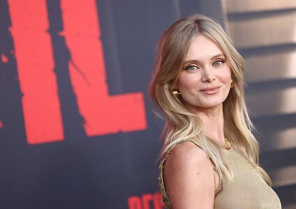 Sara Paxton leaked photo #9
