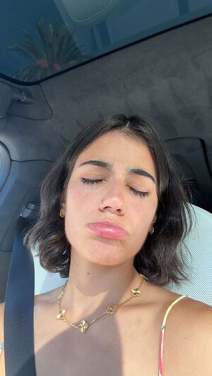 Sara Saffari leaked photo #89