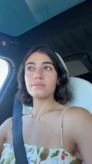 Sara Saffari leaked photo #92