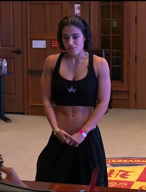 Sara Saffari leaked photo #121