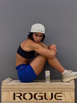 Sara Saffari leaked photo #156