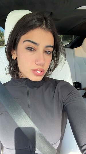 Sara Saffari leaked photo #164
