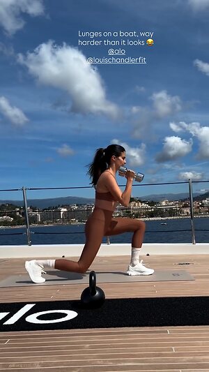 Sara Sampaio Hot leaked photo #8