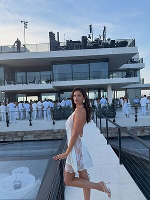 Sara Sampaio Hot leaked photo #31