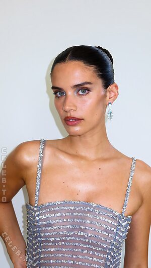 Sara Sampaio Nude Leaked Photo #25