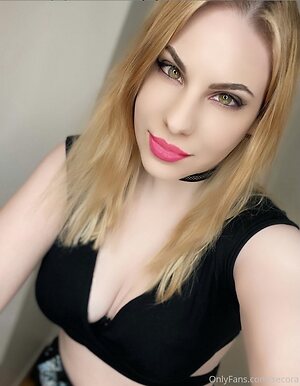 Sara Secora leaked photo #7
