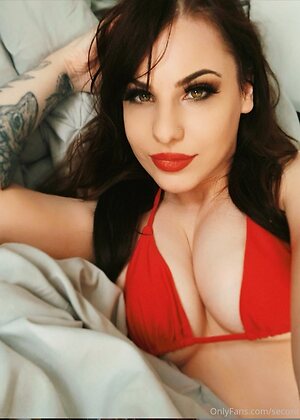 Sara Secora leaked photo #21