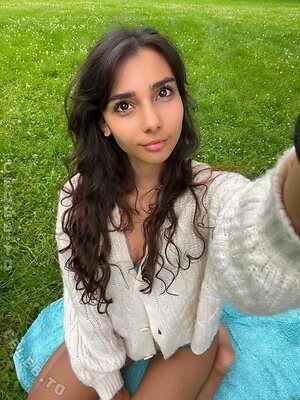 Sara Wolf leaked photo #88