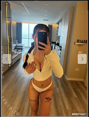 saraacorteiz Nude Leaked Photo #3