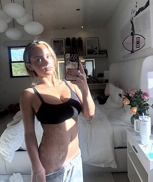 Sarabella Harris