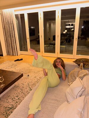 Sarabella Harris leaked photo #99