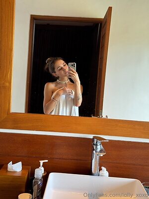 sara_bernal leaked photo #16