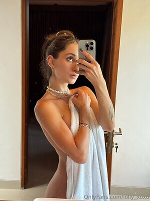 sara_bernal leaked photo #18