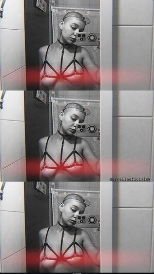 sara_centuri0nn leaked photo #17