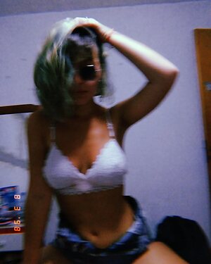 sara_centuri0nn Nude Leaked Photo #34