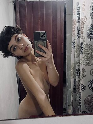 sara_centuri0nn leaked photo #46