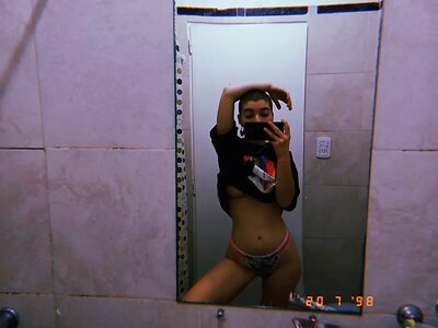 sara_centuri0nn leaked photo #60