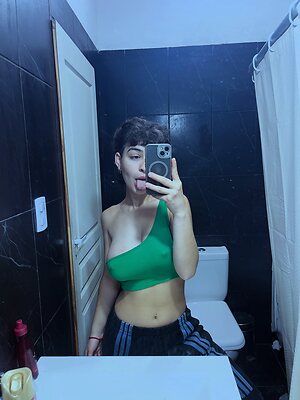 sara_centuri0nn