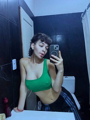sara_centuri0nn Nude Leaked Photo #90