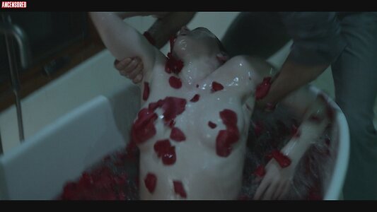 Sarah Bolger leaked photo #20