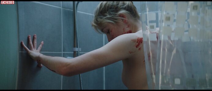 Sarah Bolger leaked photo #73