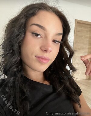 sarah-braun Nude Leaked Photo #10