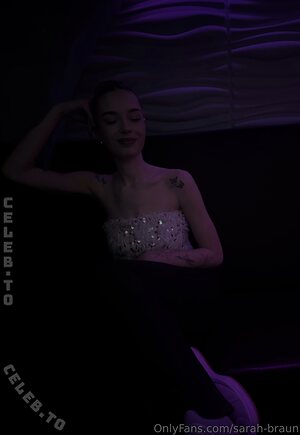 sarah-braun Nude Leaked Photo #13