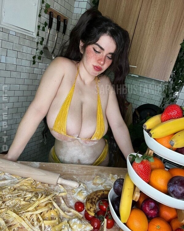 Sarah Bustani photo