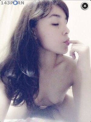 Sarah Carlos leaked photo #18