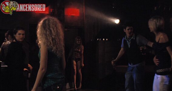 Sarah Carter leaked photo #22