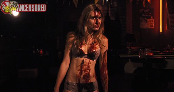 Sarah Carter leaked photo #23