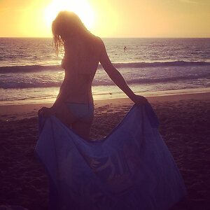 Sarah Carter leaked photo #48